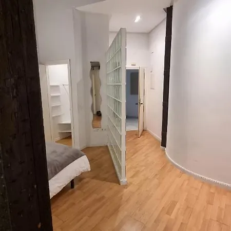 Puerta De Alhambra Apartman Málaga